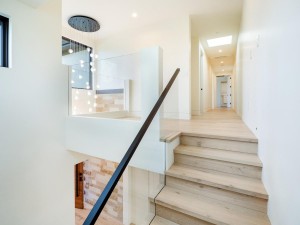 d951af06-6f4b-45c0-8d02-637e9c6f534b - 050